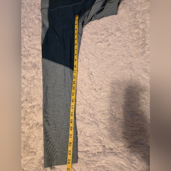 Outdoor Voices + Madewell Leggings Color Blue/Green Size Small - Picture 4 of 8